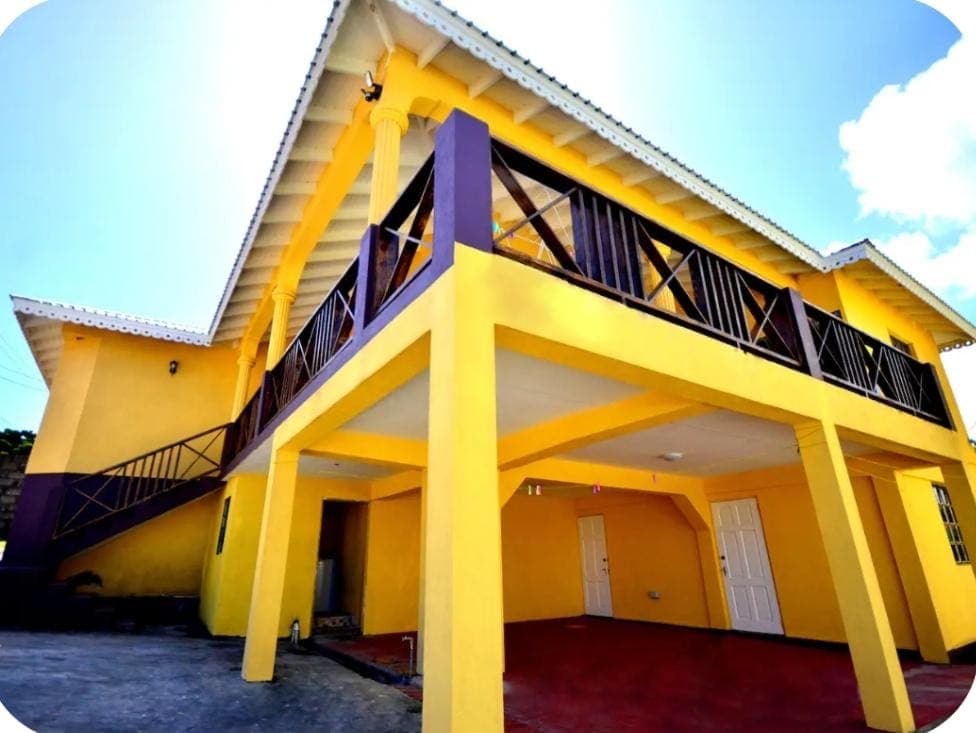 Wide angle of the balcony and column structure